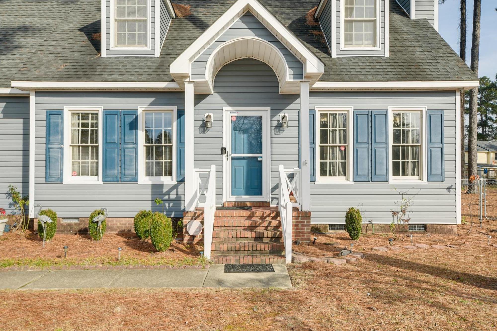 Lovely Fayetteville Home Deck And Fireplace! Exterior foto